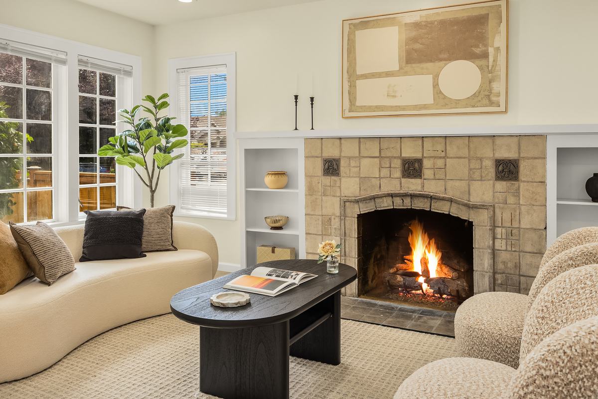 Living room staged by Top Staging And Design at the North Seattle project